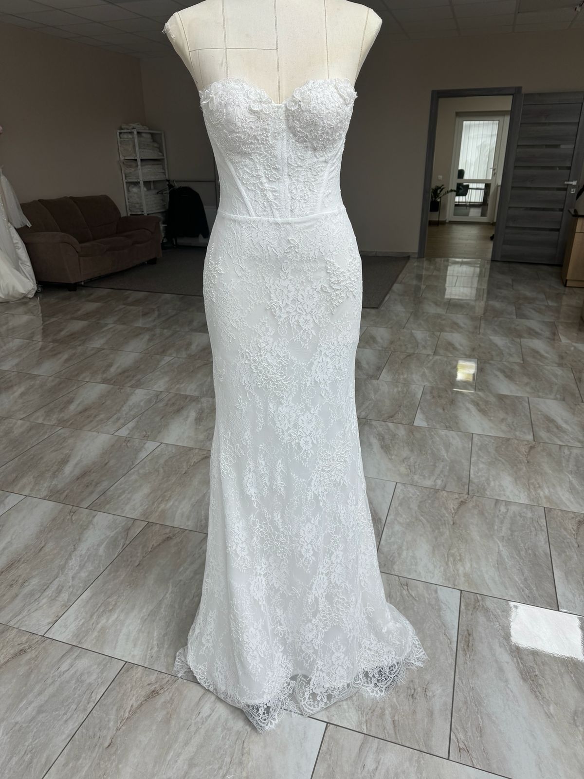 Cassiopea Gown For Cora - Lace Gown with Sleeves and Corset 🌸 without Train