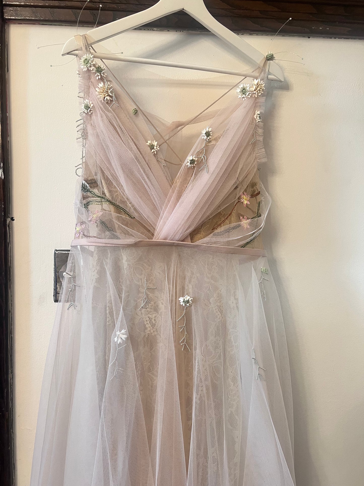 Custom LOFGREIN GOWN by Rara Avis For Tatiana 💕